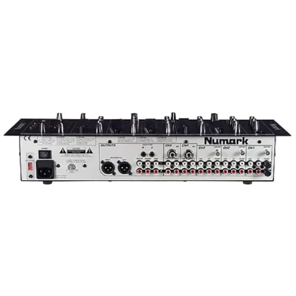 CM 200 DJ MIXER