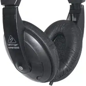 Professional Behringer HPM 1000 in Kenya