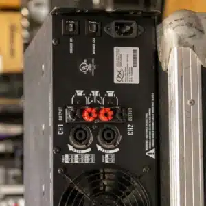 QSC 4050 amp compact design