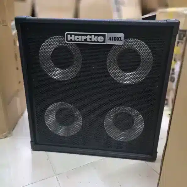 bass guitar