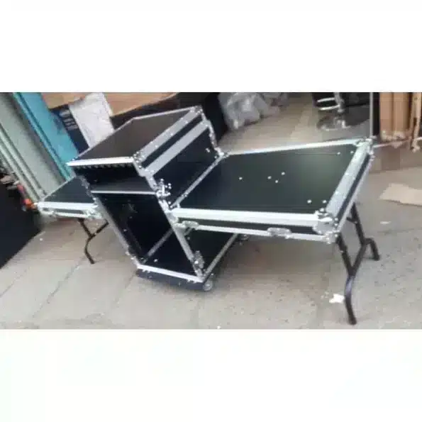 rack with 2 tables