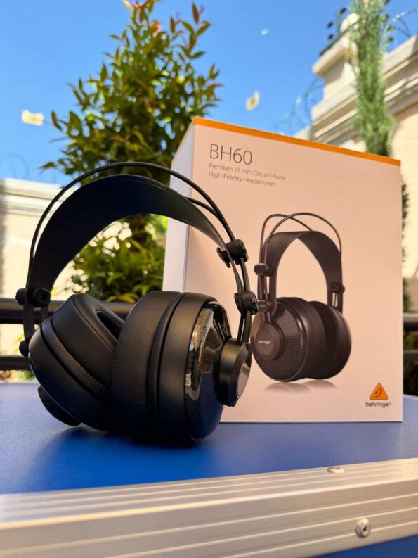 Behringer BH60