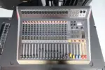 Peavey VX 160 16 Channel