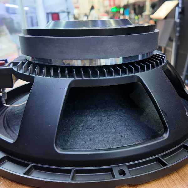 RCF L15X400 Woofer Kenya – Professional Bass Speaker for Powerful Sound 16 RCF L15X400 woofer Kenya