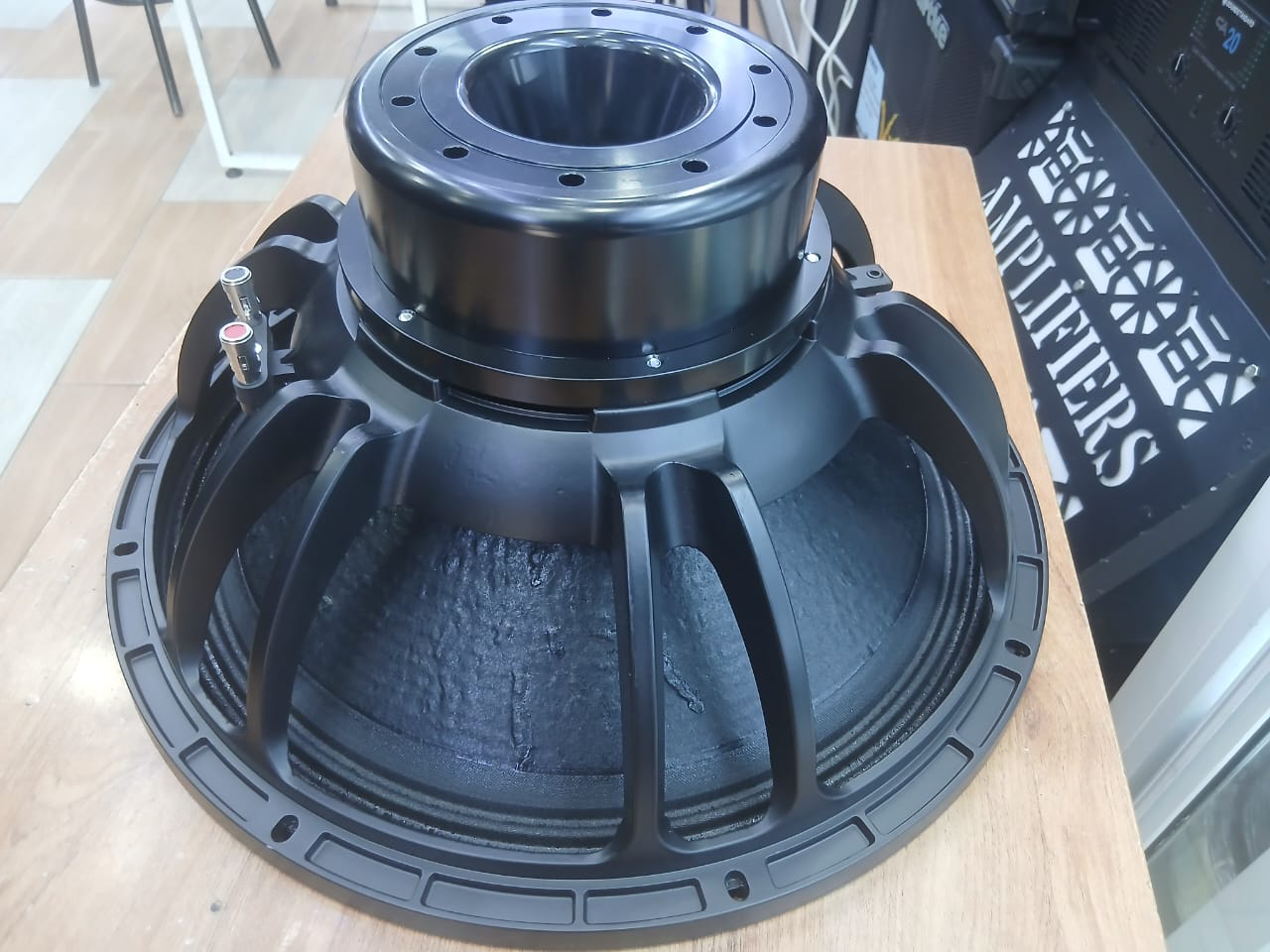 Best Neodymium 18SW125 PA Subwoofer – Ideal for Events 9 18SW125 PA subwoofer