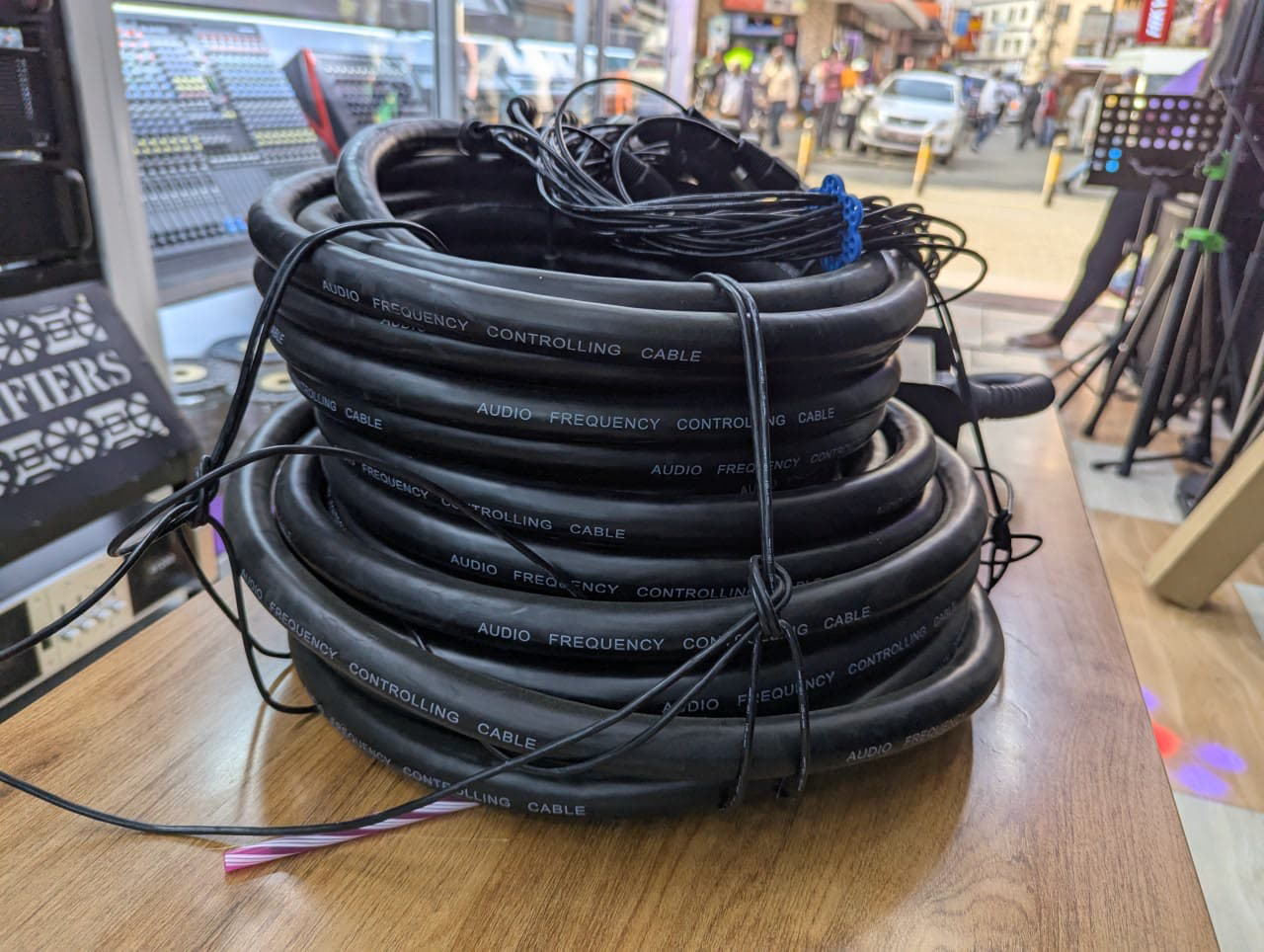Why the Soundking AH 104/30 Snake Cable Is Essential for Professional Live Sound 16 30-meter audio snake cable