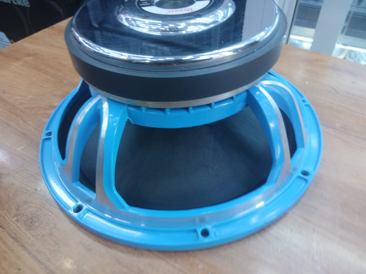 How the Derwel 12DE600 Improves Professional Speaker Cabinet Performance 8 Derwel 12DE600 600W speaker