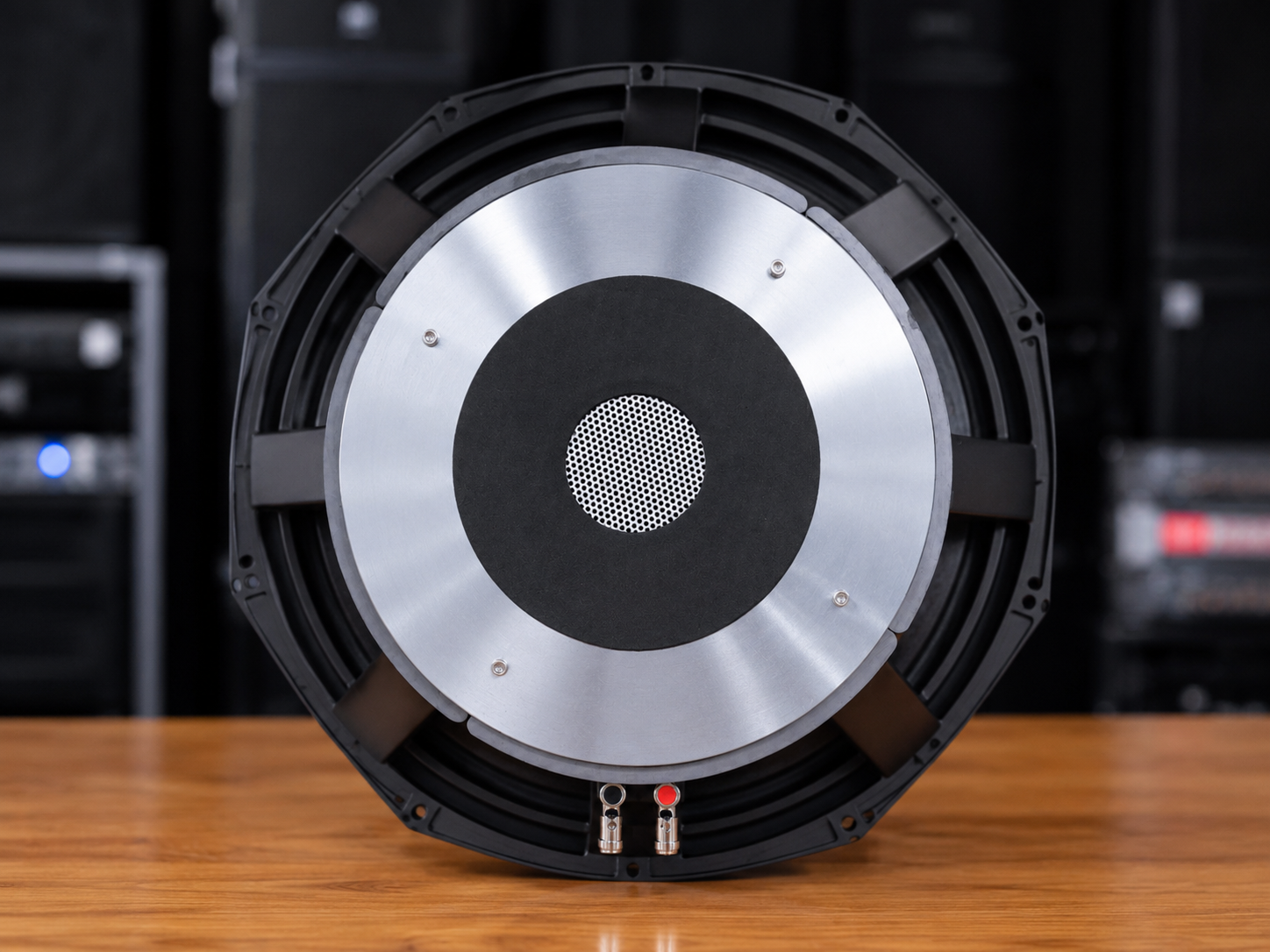 Derwel PD1850 Professional Speaker: A Powerful Choice for Serious Sound Systems 30 Derwel speaker Kenya