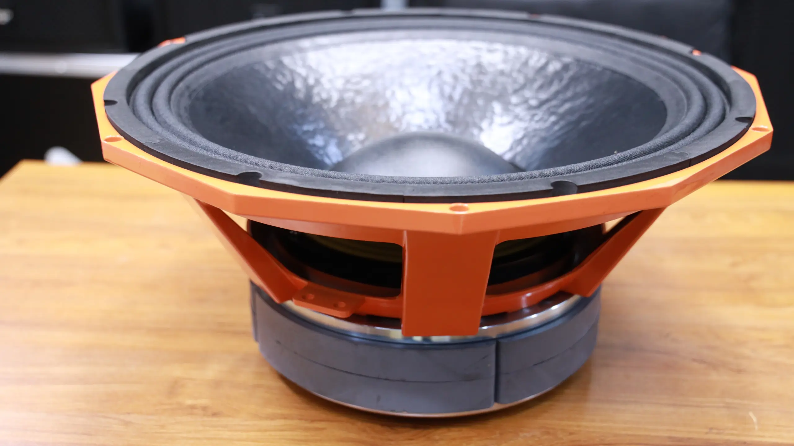 Derwell PD1852 Naked Speaker Driver for Strong Bass and Professional Sound Performance 15 Derwell PD1852 PA Speaker