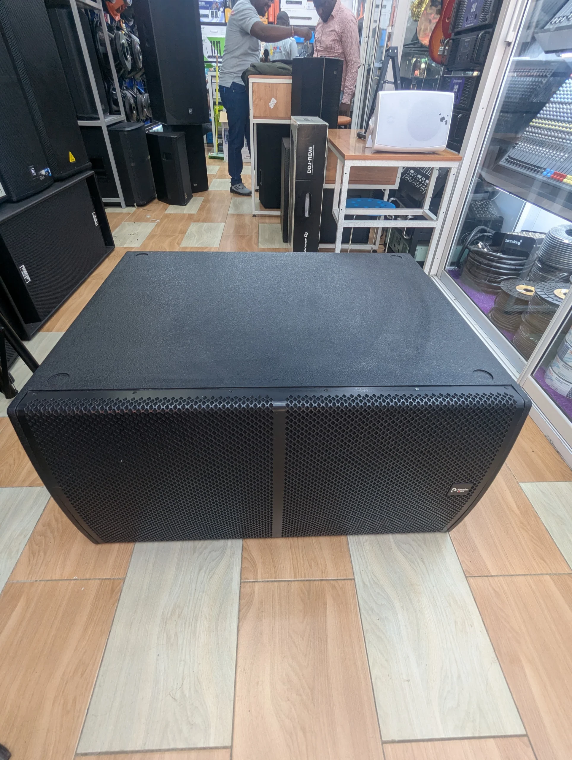 Thunder Sound TS 218 Bass Speaker for Professional Events and Large Venues 16 Thunder Sound 18 inch subwoofer Kenya