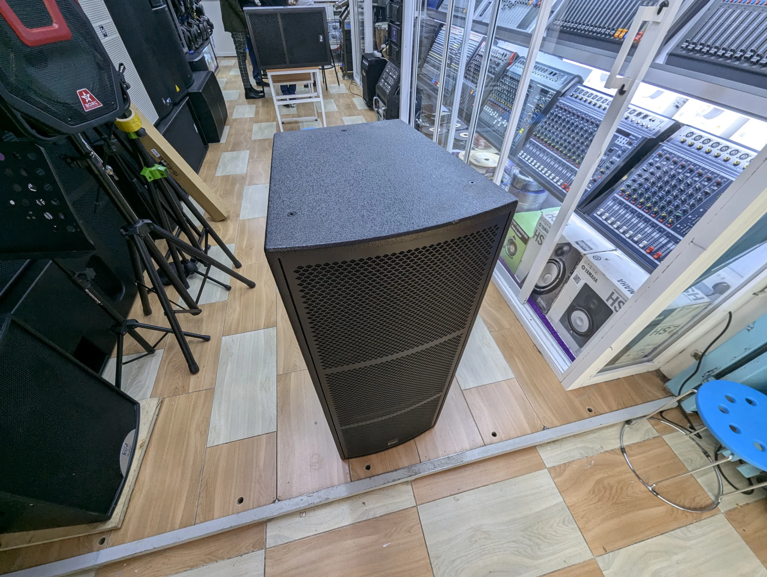 Thunder Sound TS 215 Speaker for Churches, DJs and Live Events 13 Thunder Sound TS 215 PA speaker