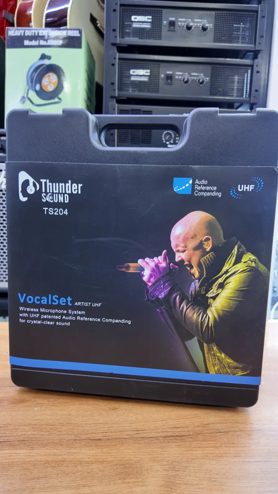 Thunder Sound TS204 Vocalset Artist UHF Wireless Microphone – Dual Handheld UHF Microphone System for Singers, Churches and Events 12 Thunder Sound TS204 wireless microphone