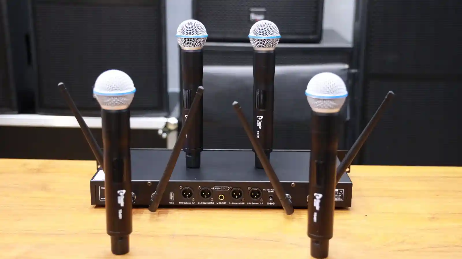 Thunder Sound TS401 Professional Conference Microphone System – Wireless Meeting Audio for Boardrooms, Churches and Seminars 10 Thunder Sound TS401 wireless conference system